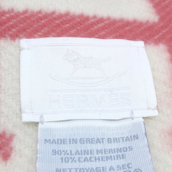 HERMES Avalon - Rose, Eller. White Wool Cashmere Accessory - Picture 3 of 5